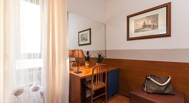 Ora Guesthouse
