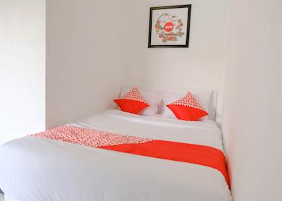 OYO 1376 Kina Family Residence