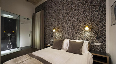 1880 Atypical Rooms