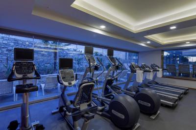 دابل تری بای هیلتون کوش آداسی