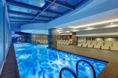 دابل تری بای هیلتون کوش آداسی