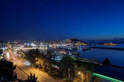 دابل تری بای هیلتون کوش آداسی