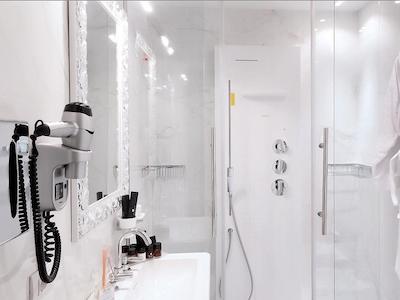 PIAZZA DI SPAGNA SUITE DE CHARME