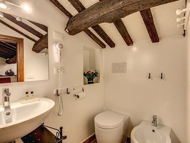 PICCOLO TREVI SUITES