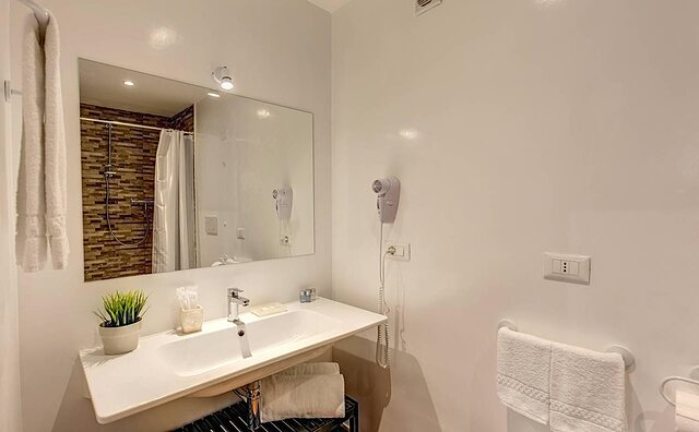 PICCOLO TREVI SUITES
