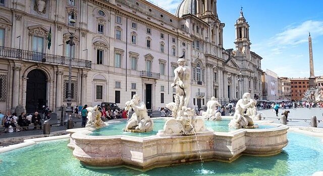 Rhea Silvia Luxury Navona