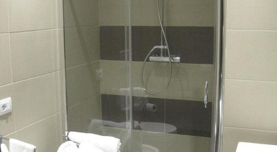 Dea Roma Inn