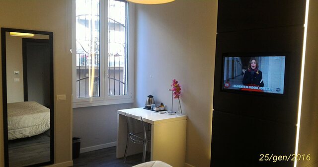 Dea Roma Inn