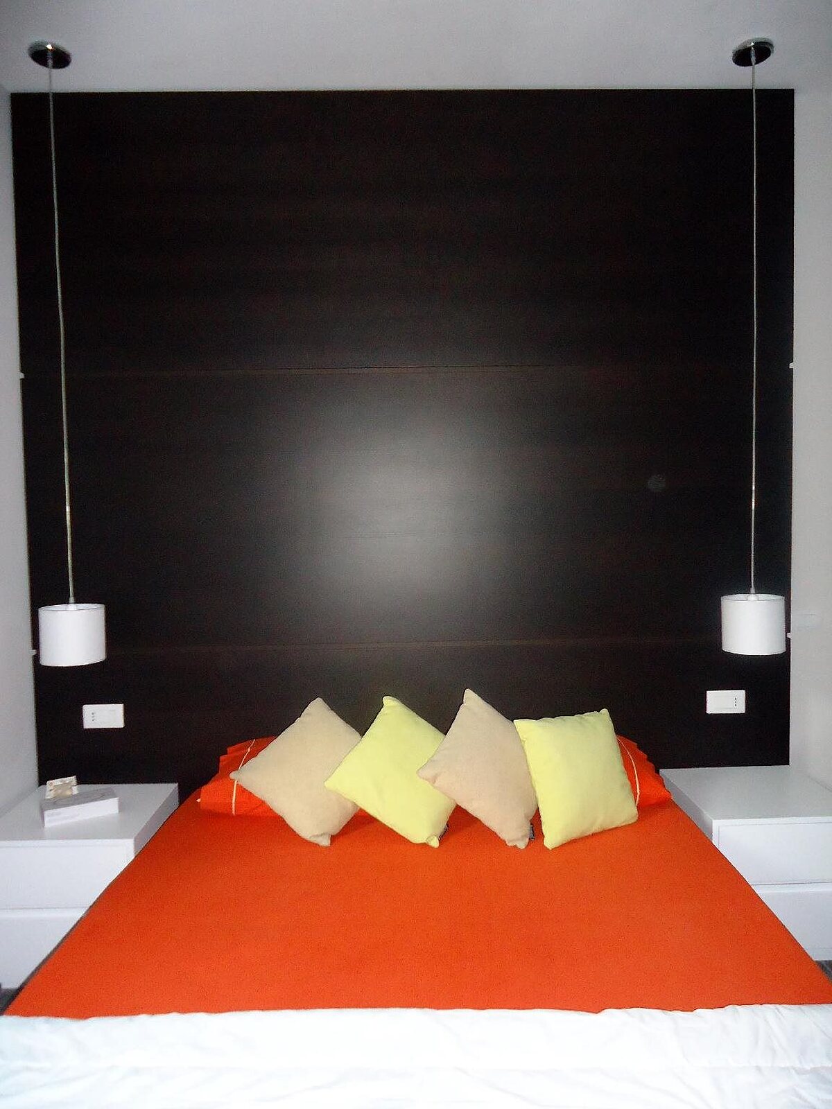 Dea Roma Inn