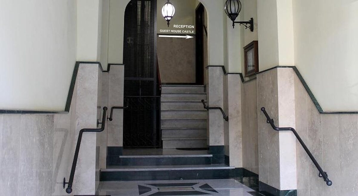 Guest House Castle