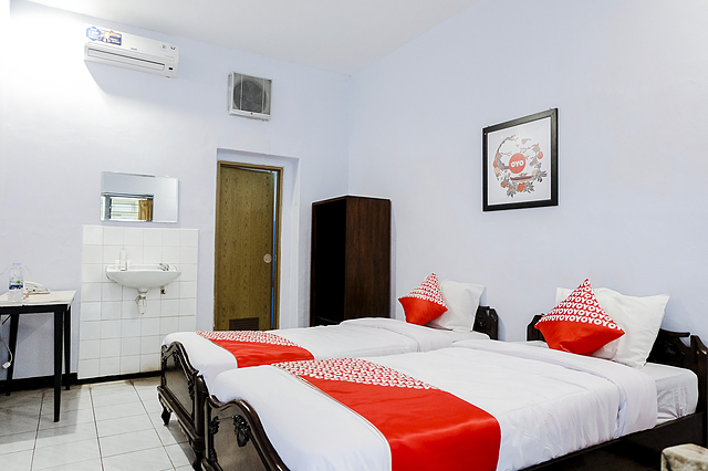 OYO 1036 Hotel Palem 1