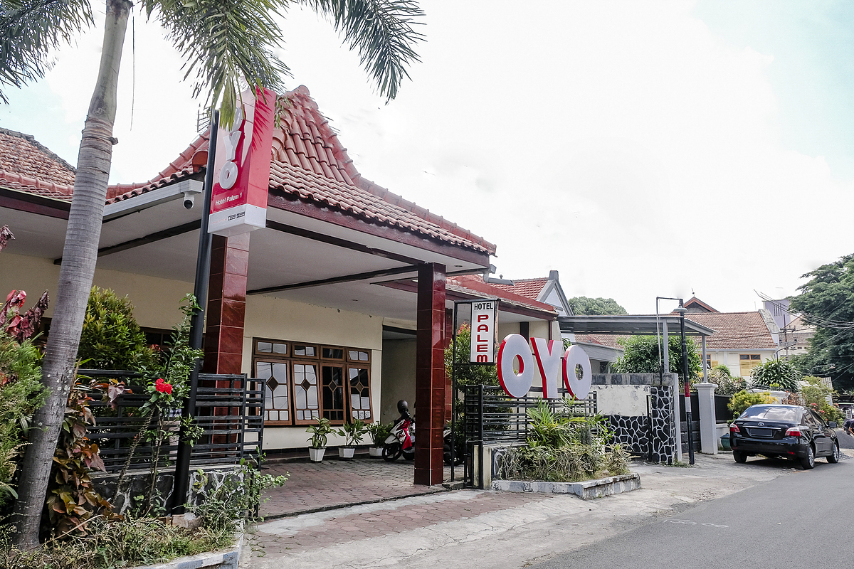 OYO 1036 Hotel Palem 1