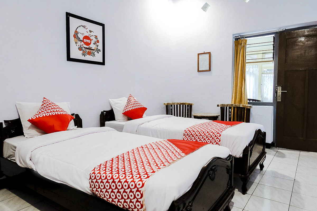 OYO 1036 Hotel Palem 1