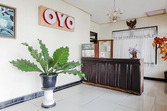 OYO 1036 Hotel Palem 1