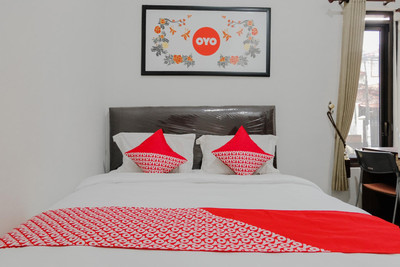 OYO 1038 Embun Pagi Syariah Residence