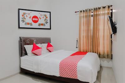 OYO 1038 Embun Pagi Syariah Residence