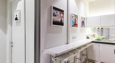 Iart Guesthouse