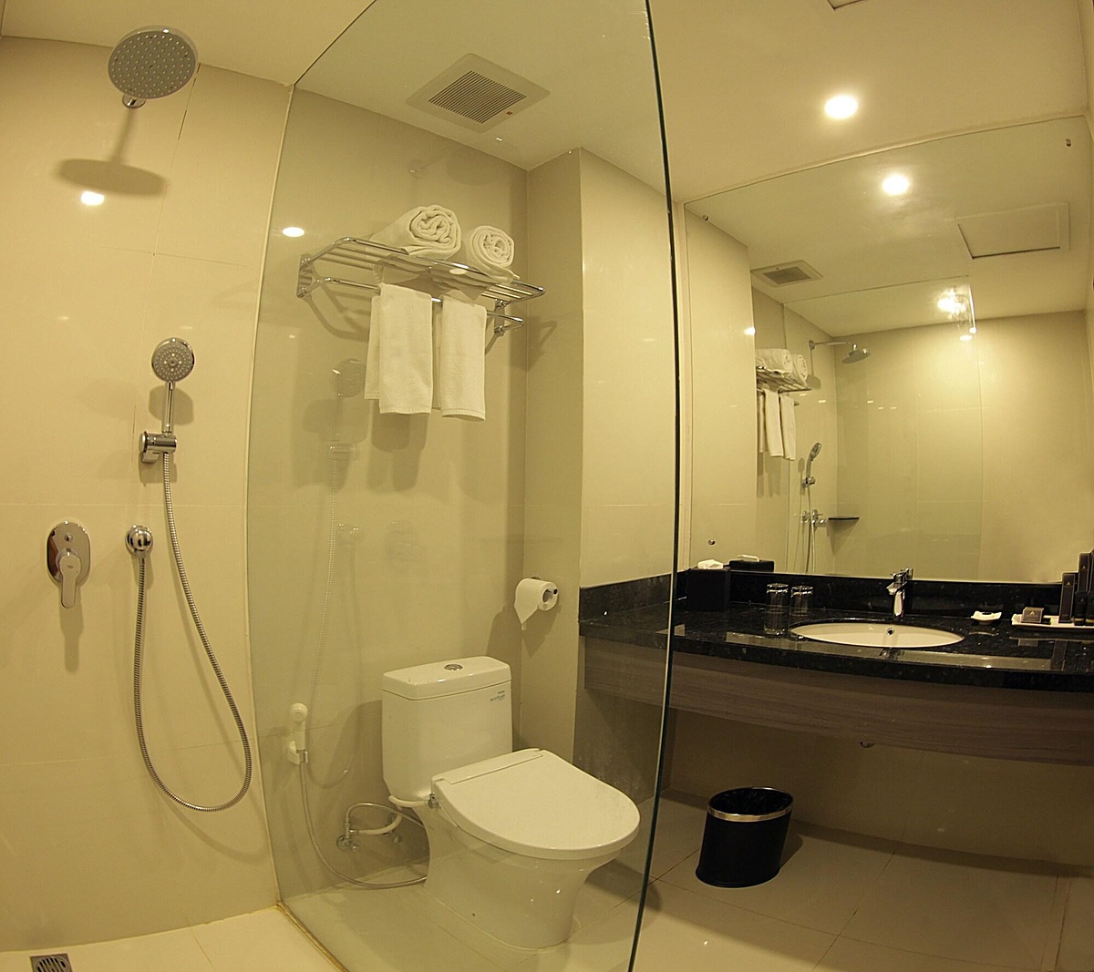 Pyramid Suites Banjarmasin