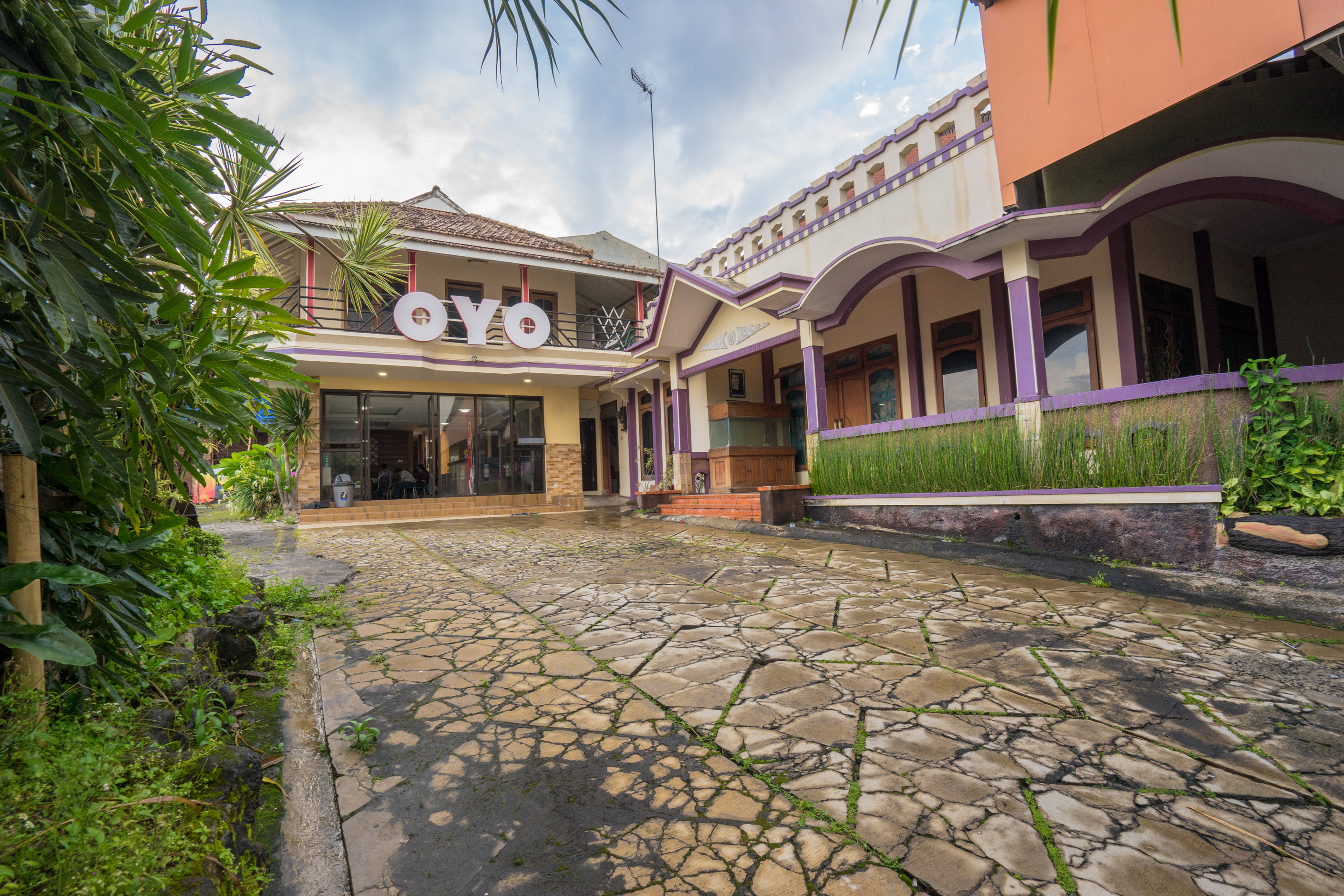 OYO 564 Bunga Matahari Guest House and Hotel