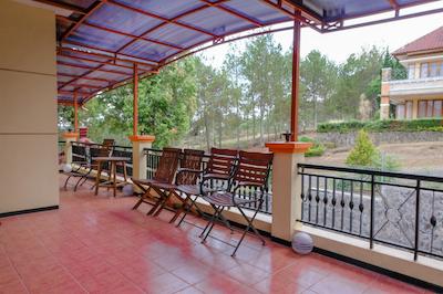 Spot On 1767 Villa Anggur Panderman