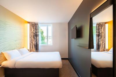 B B Hotel Saint Denis Porte De Paris