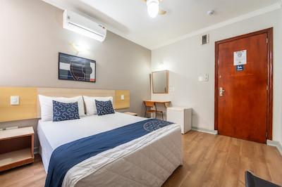 OYO Hotel Piratininga