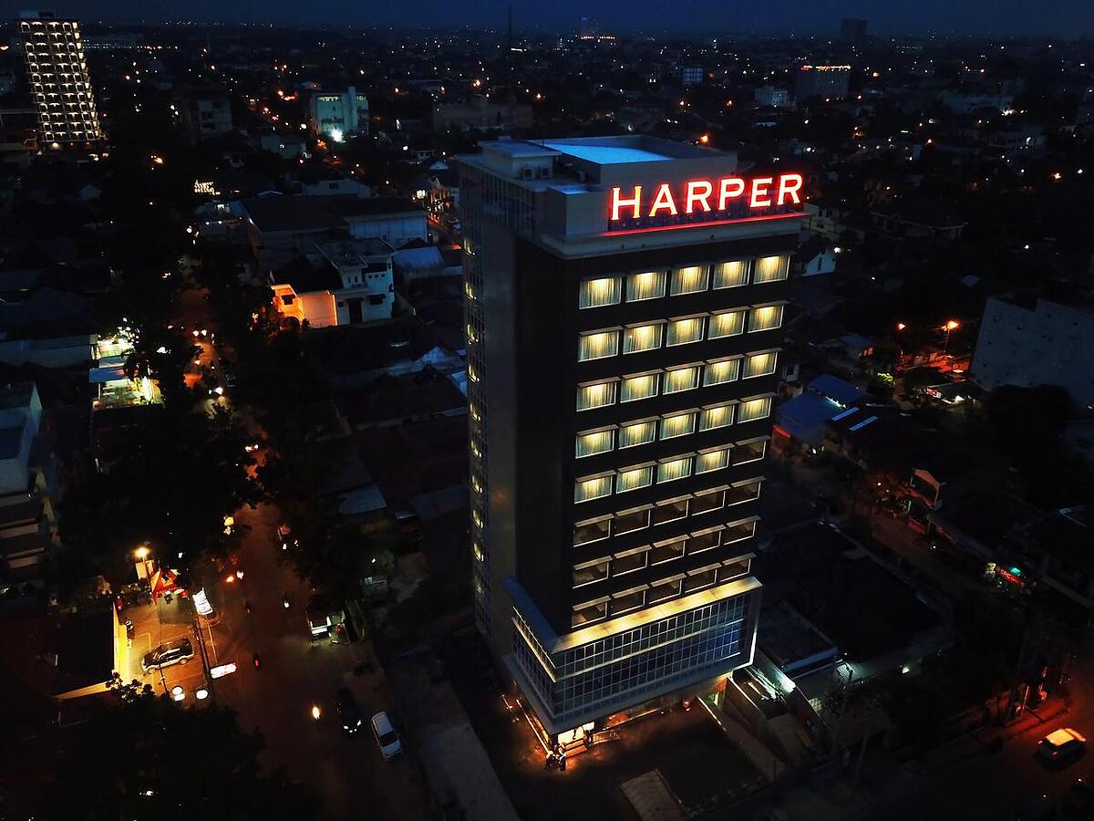 Harper Wahid Hasyim Medan