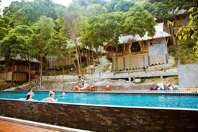 PHI PHI PHU CHALET RESORT