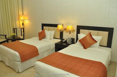 رویال تولیپ ناوی مومبای