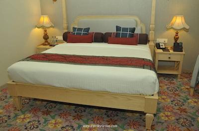 رویال تولیپ ناوی مومبای