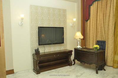 رویال تولیپ ناوی مومبای