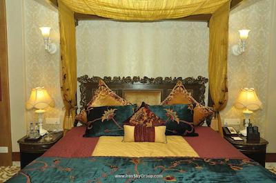 رویال تولیپ ناوی مومبای