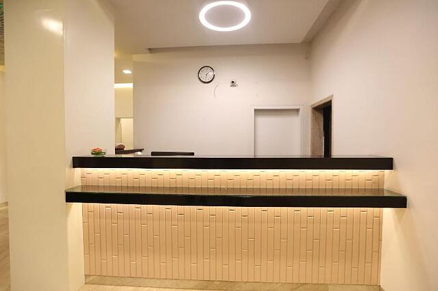 Hotel Lokesh
