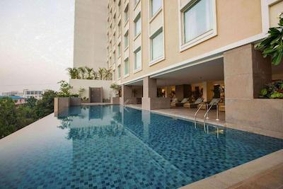 Lemon Tree Premier City Center Pune