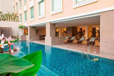 Lemon Tree Premier City Center Pune