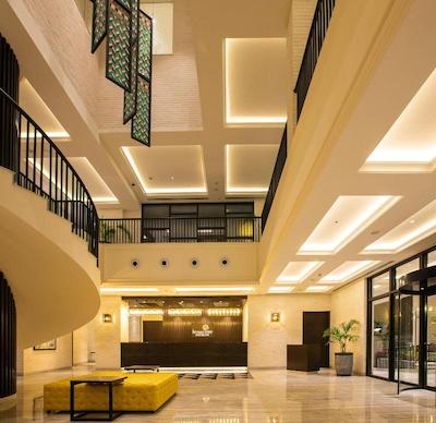 Lemon Tree Premier City Center Pune