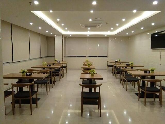 GREENTREE INN WUXI YIXING GUANLIN TOWN EXPRESS HOT