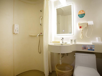 GREENTREE INN WUXI ZHONGQIAO HOTEL
