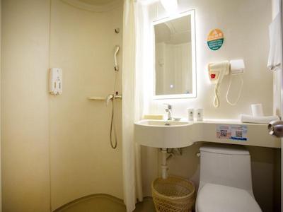 GREENTREE INN WUXI ZHONGQIAO HOTEL