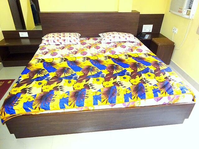 Hotel Gopi Vallabh