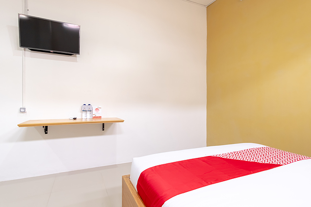Oyo 1400 Barat Residence