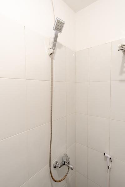 Oyo 1400 Barat Residence