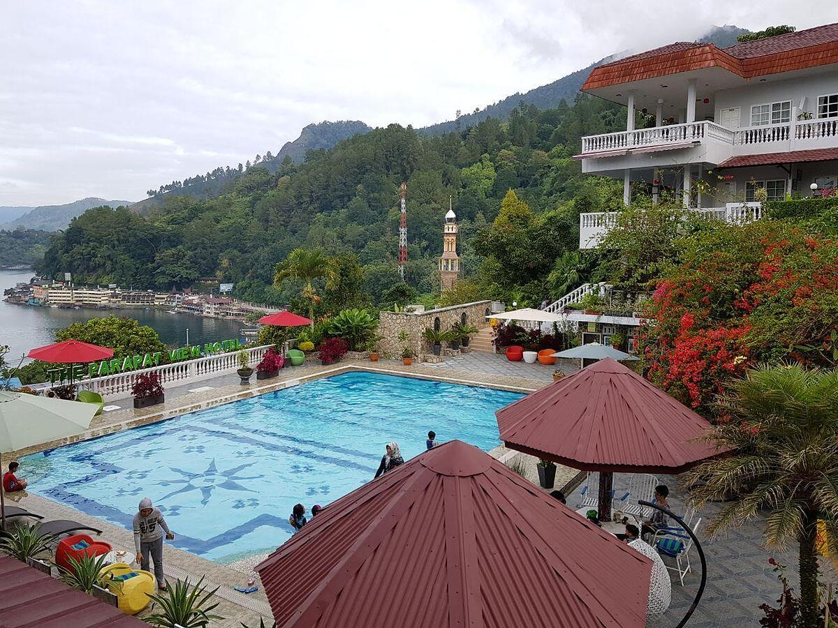 Parapat View