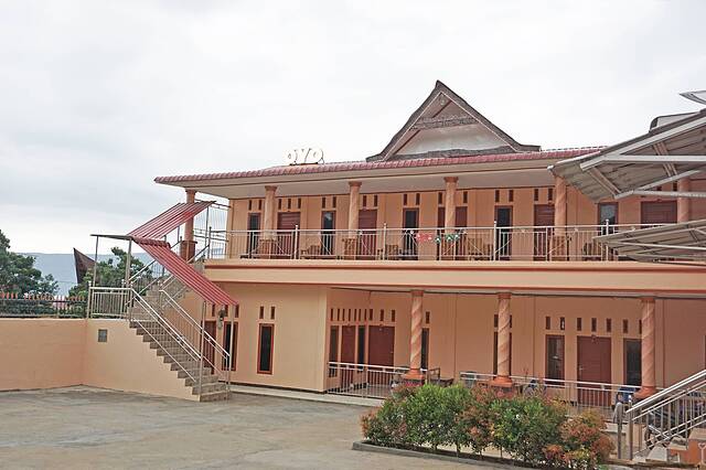 Ramos Inn