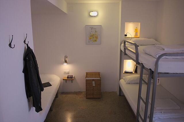 JAM HOSTEL BARCELONA