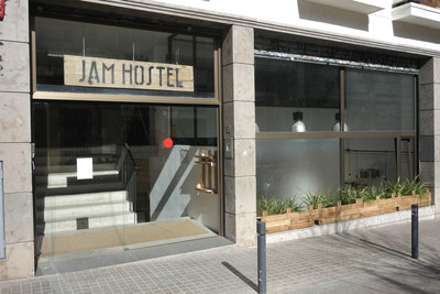 JAM HOSTEL BARCELONA