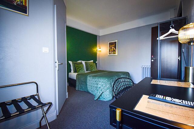 Ha Tel Azur Reims