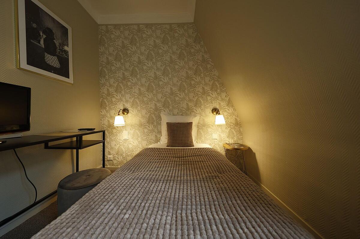 Ha Tel Azur Reims