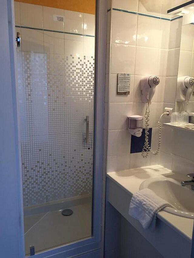 Ha Tel Azur Reims