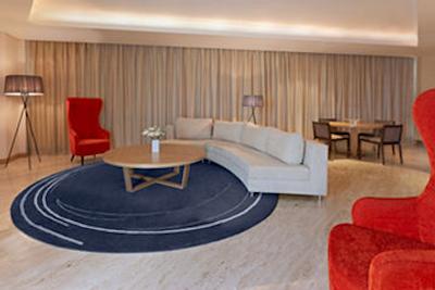 وستین مومبای گاردن سیتی